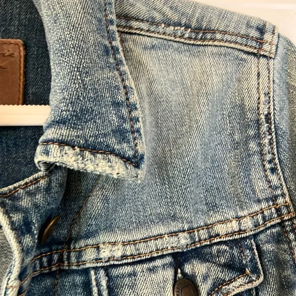 Y2K Abercrombie & Fitch Blue Jean Jacket Timeless Cropped Style - Picture 6 of 11